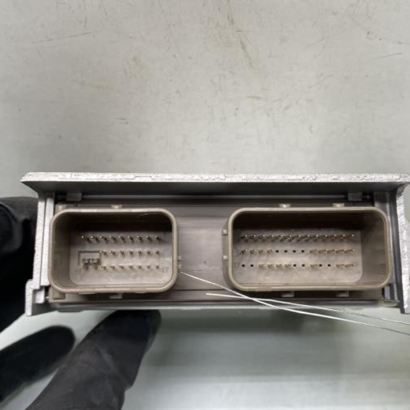 Boitier air bag HYUNDAI I 10 2 Photo n°3