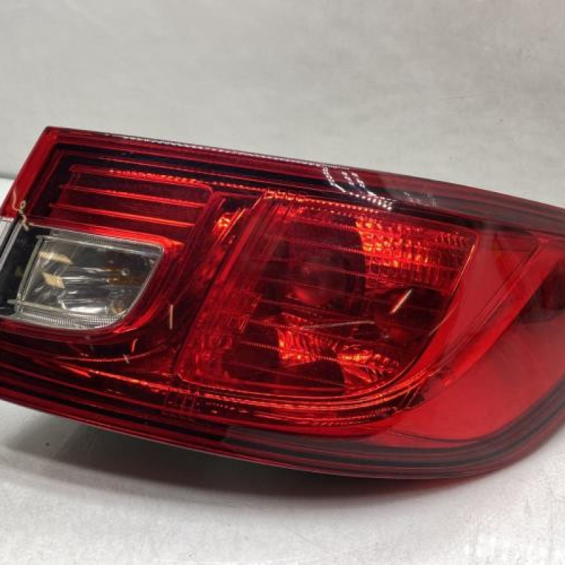 Feu arriere principal droit (feux) RENAULT CLIO 4 Photo n°1