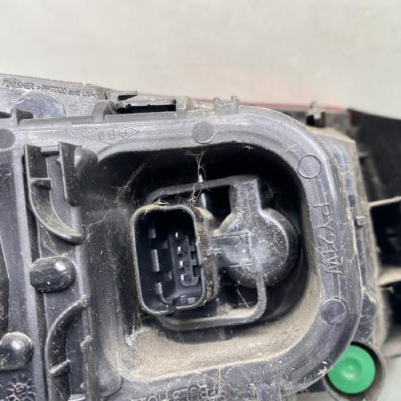 Feu arriere principal droit (feux) RENAULT CLIO 4 Photo n°3