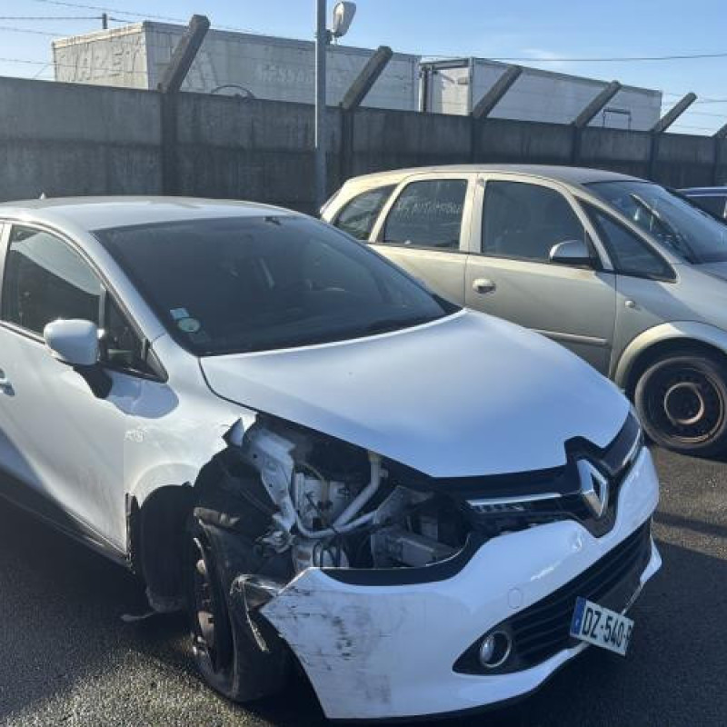 Feu arriere principal droit (feux) RENAULT CLIO 4 Photo n°8