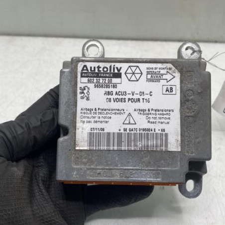 Boitier air bag PEUGEOT 206 Photo n°1