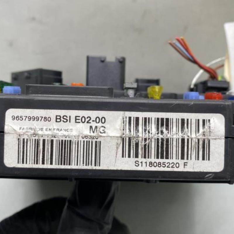 Boitier BSI PEUGEOT 206 Photo n°3