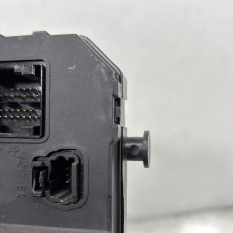 Boitier BSI PEUGEOT 206+ Photo n°5