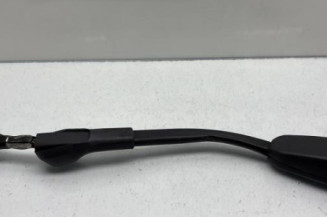 Attache ceinture avant gauche NISSAN PATROL 1 Photo n°1