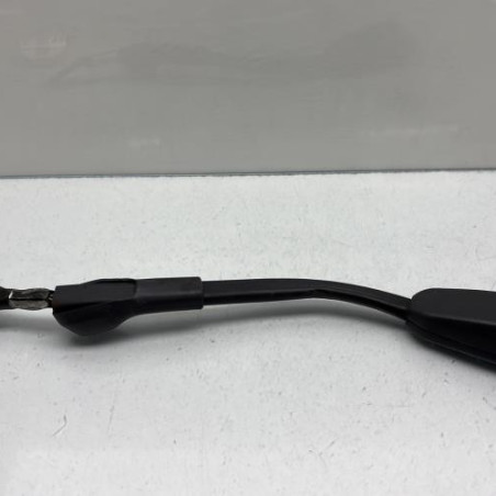 Attache ceinture avant gauche NISSAN PATROL 1 Photo n°1