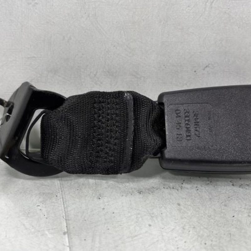 Attache ceinture arriere droit RENAULT TWINGO 2 Photo n°1
