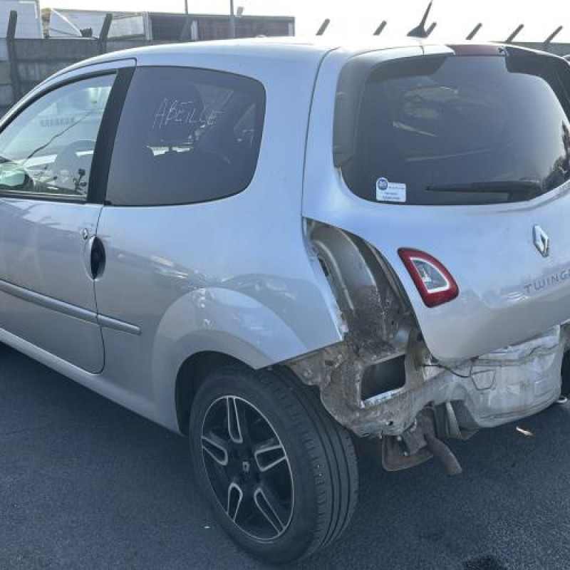 Attache ceinture arriere droit RENAULT TWINGO 2 Photo n°7