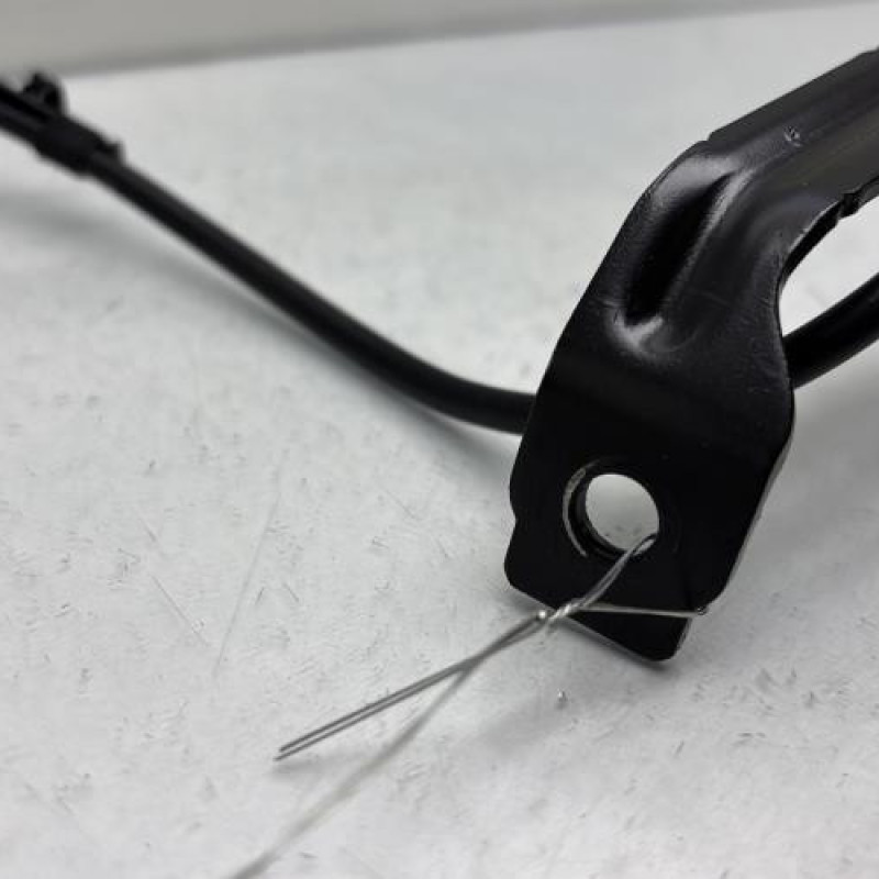 Attache ceinture avant gauche AUDI A3 2 Photo n°2