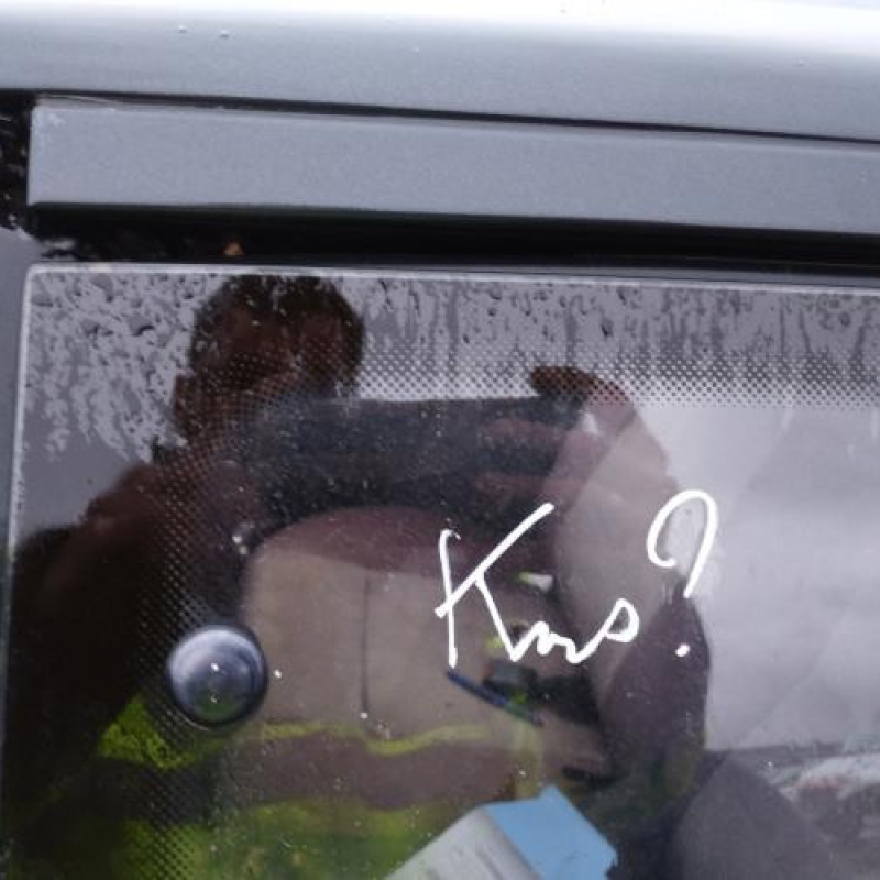 Poignee porte avant droit PEUGEOT 205 Photo n°19