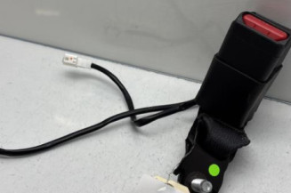 Attache ceinture arriere droit RENAULT KADJAR Photo n°1