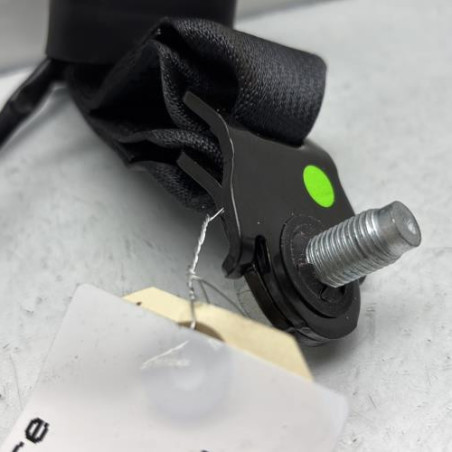 Attache ceinture arriere droit RENAULT KADJAR