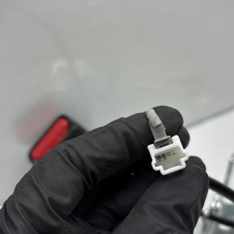 Attache ceinture arriere gauche RENAULT KADJAR Photo n°3