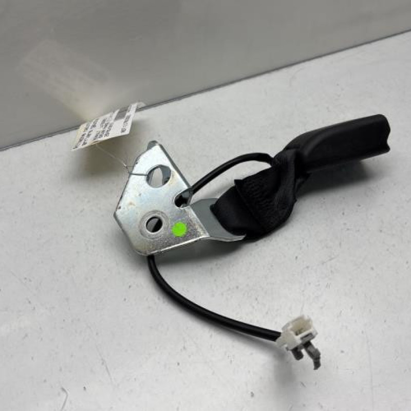 Attache ceinture arriere gauche RENAULT KADJAR Photo n°6