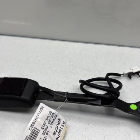 Attache ceinture avant gauche RENAULT KADJAR Photo n°1