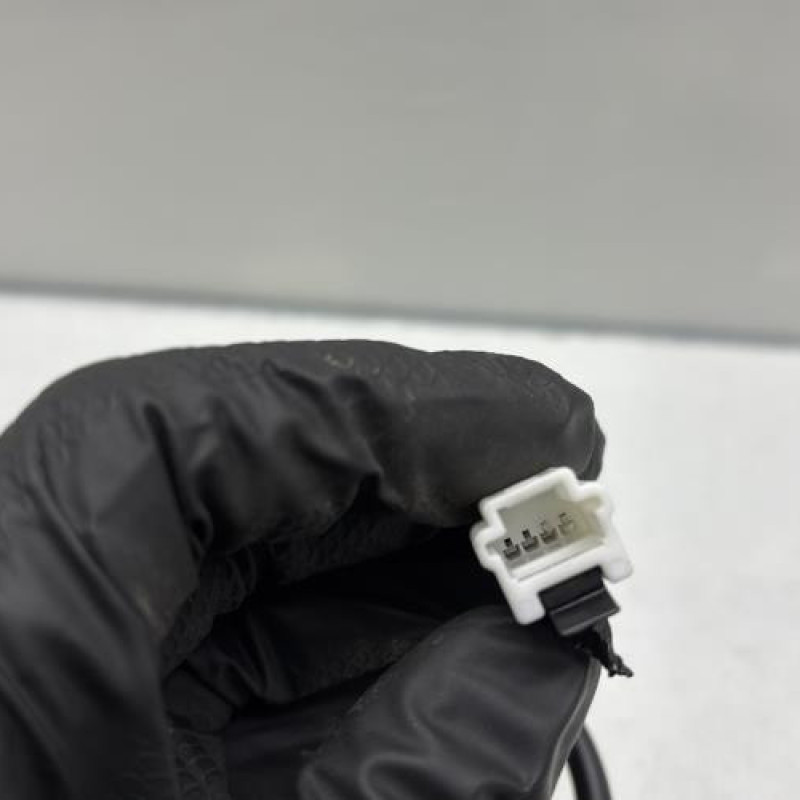 Attache ceinture avant gauche RENAULT KADJAR Photo n°3