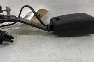 Attache ceinture arriere droit FORD KUGA 2