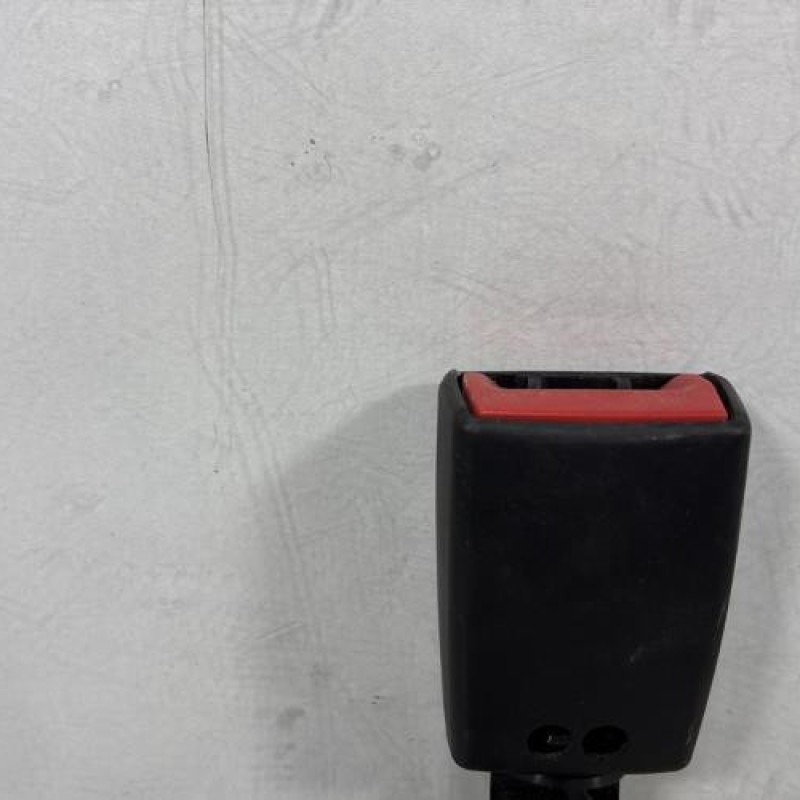 Attache ceinture arriere gauche FORD KUGA 2 Photo n°2