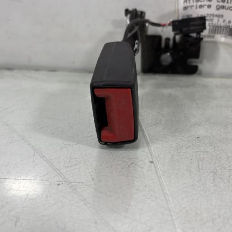 Attache ceinture arriere gauche FORD KUGA 2 Photo n°4