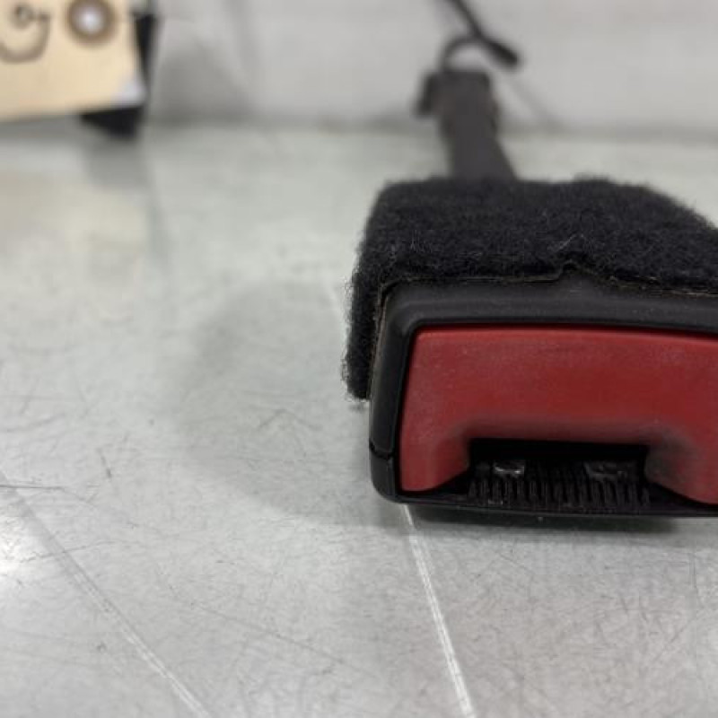 Attache ceinture avant droit FORD KUGA 2 Photo n°2