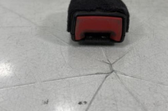 Attache ceinture avant gauche FORD KUGA 2