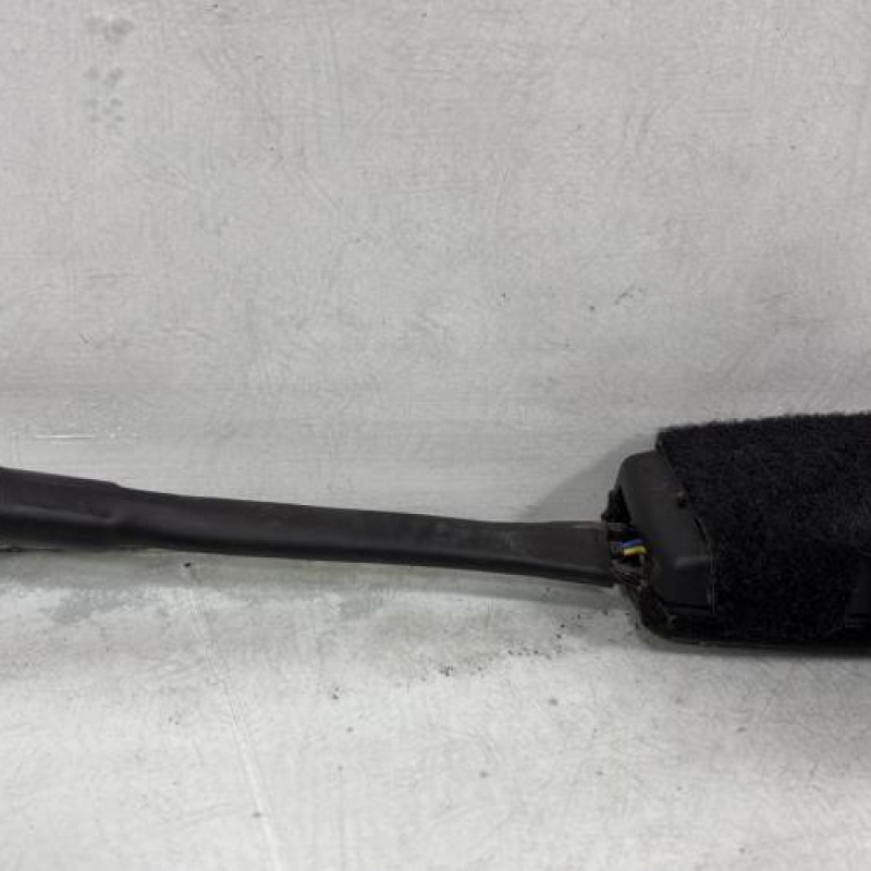 Attache ceinture avant gauche FORD KUGA 2 Photo n°3