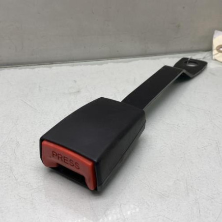 Attache ceinture avant droit SUZUKI ALTO 3 Photo n°1