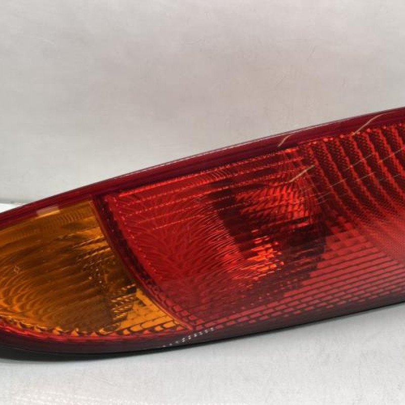 Feu arriere principal droit (feux) FORD FOCUS 1 Photo n°1