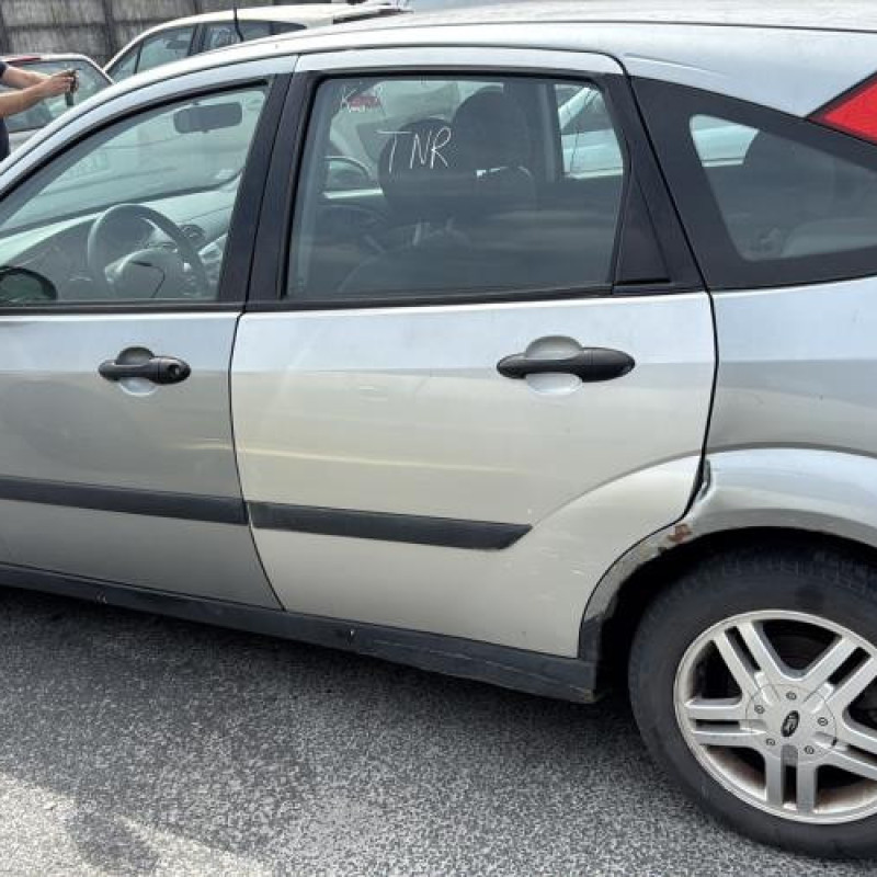 Feu arriere principal droit (feux) FORD FOCUS 1 Photo n°9