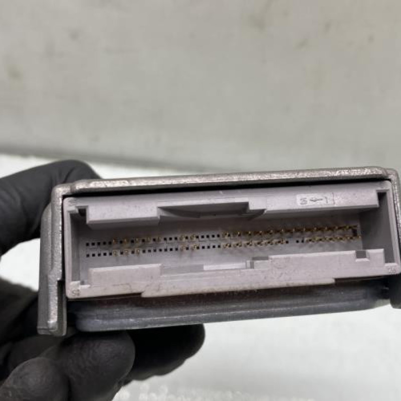 Boitier air bag RENAULT CLIO 2 Photo n°3