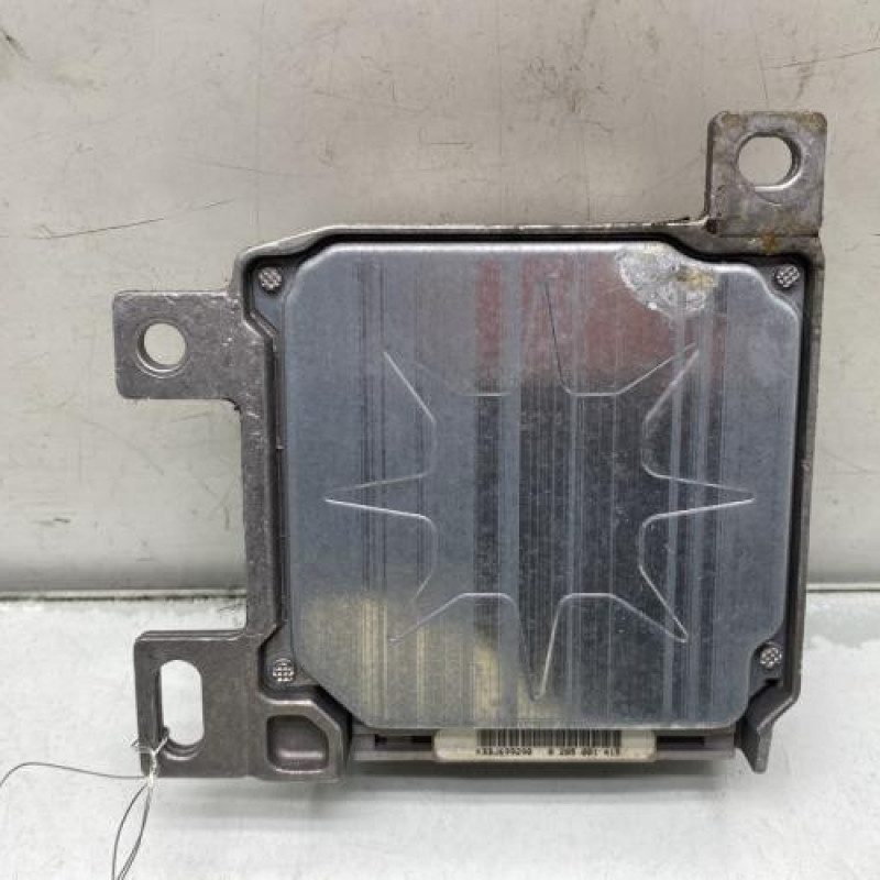 Boitier air bag RENAULT CLIO 2 Photo n°4