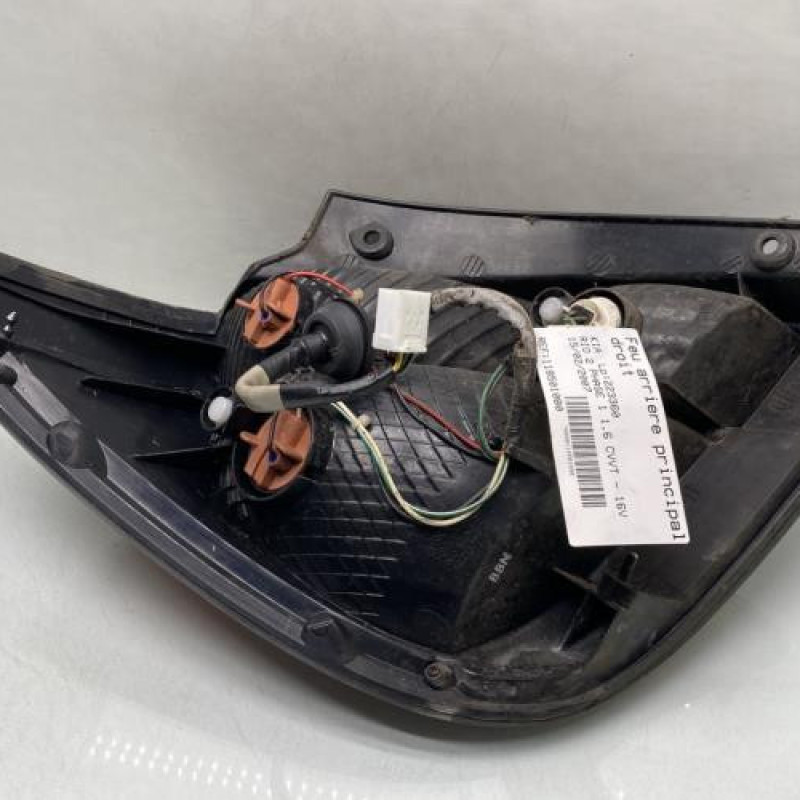 Feu arriere principal droit (feux) KIA RIO 2 Photo n°2