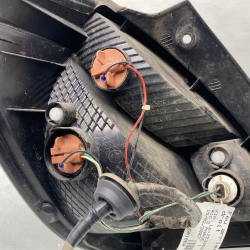 Feu arriere principal droit (feux) KIA RIO 2 Photo n°4