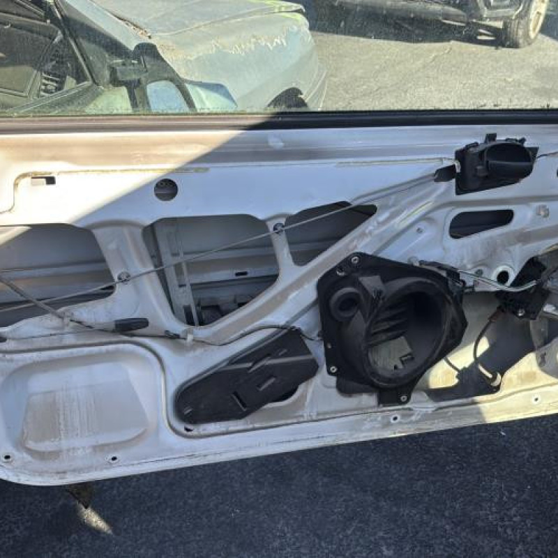 Boitier air bag PEUGEOT 206 Photo n°10