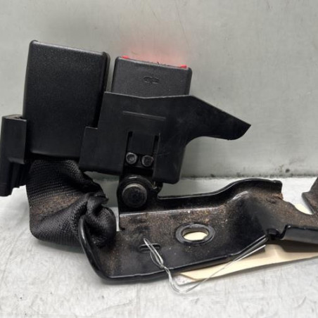 Attache ceinture arriere gauche RENAULT CLIO 3 Photo n°1