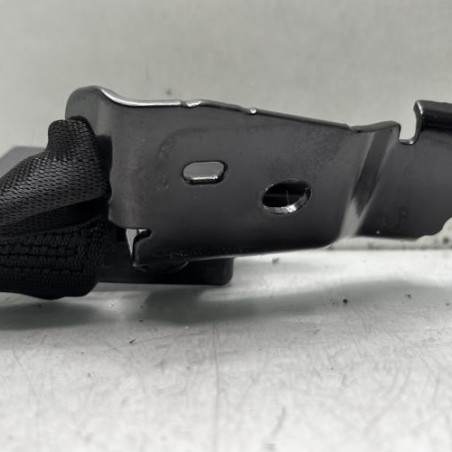 Attache ceinture arriere gauche RENAULT CLIO 3