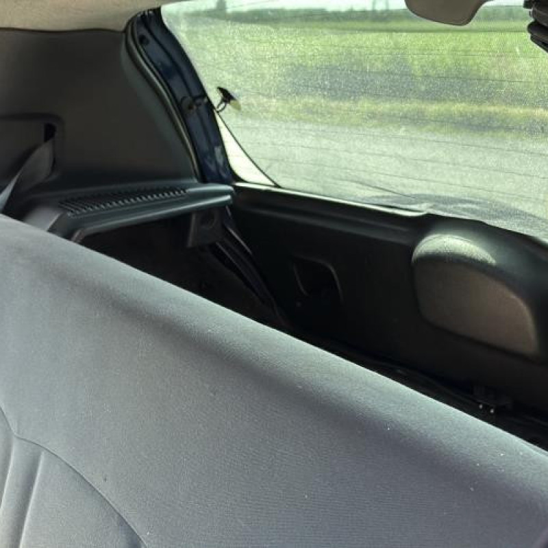 Boitier air bag RENAULT CLIO 2 Photo n°15