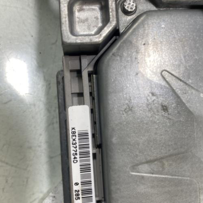 Boitier air bag RENAULT CLIO 2 CAMPUS Photo n°4