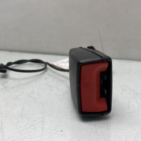 Attache ceinture arriere droit OPEL CORSA E