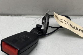 Attache ceinture arriere droit OPEL CORSA E