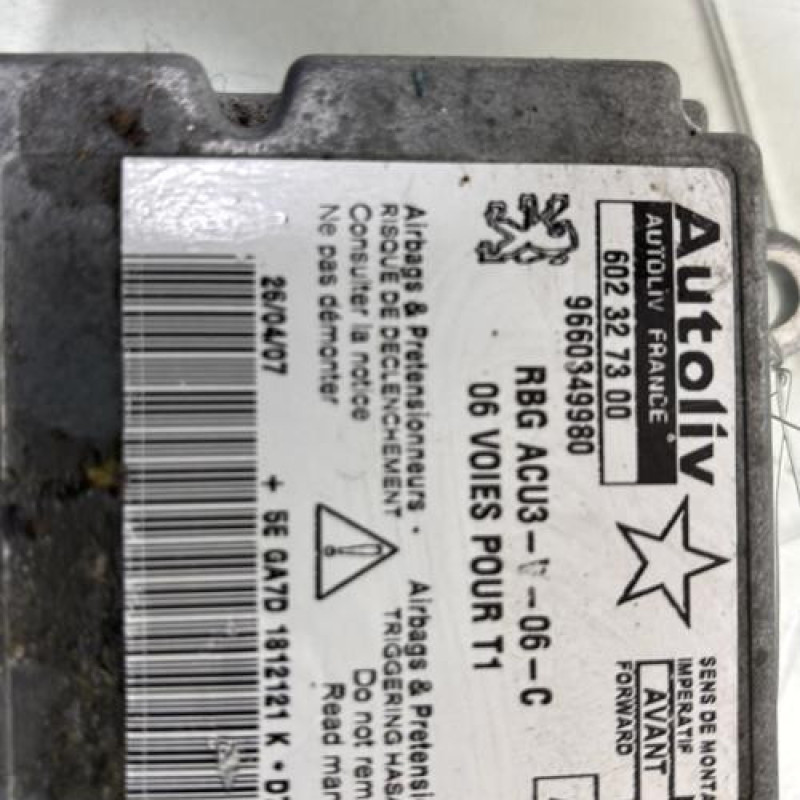 Boitier air bag PEUGEOT 206 Photo n°2