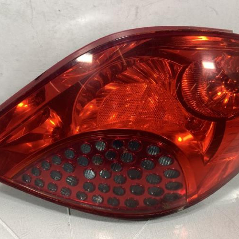 Feu arriere principal droit (feux) PEUGEOT 207 Photo n°4