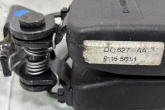 Attache ceinture arriere droit PEUGEOT 207