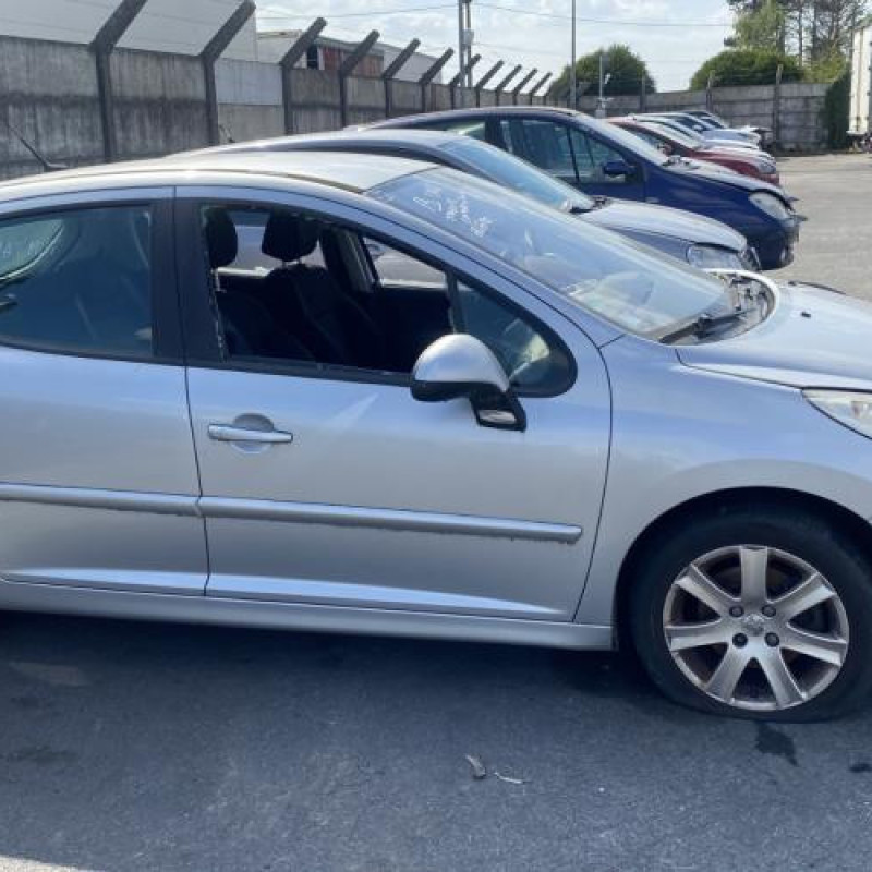 Attache ceinture arriere droit PEUGEOT 207 Photo n°11