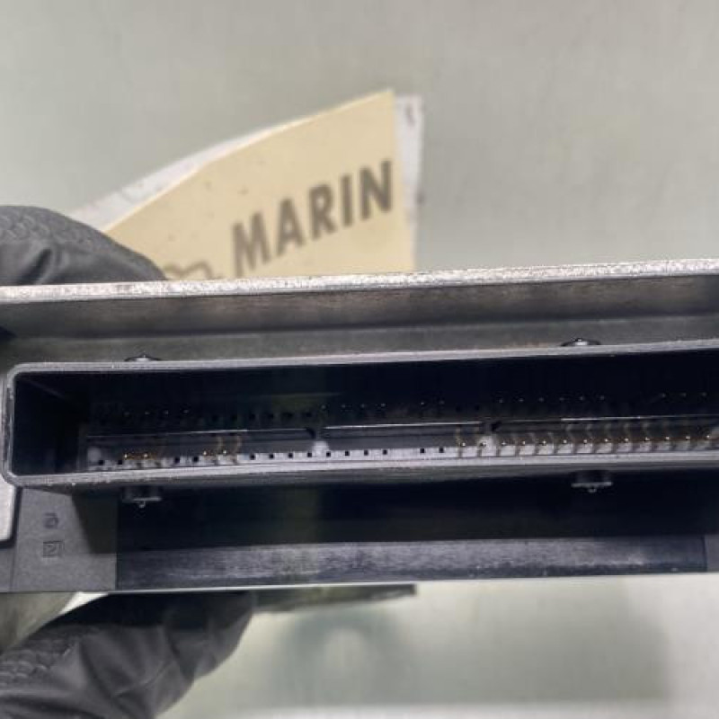 Boitier air bag RENAULT CLIO 3 Photo n°4