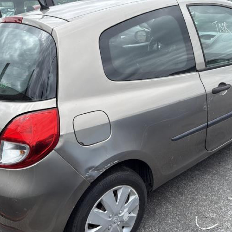 Boitier air bag RENAULT CLIO 3 Photo n°7