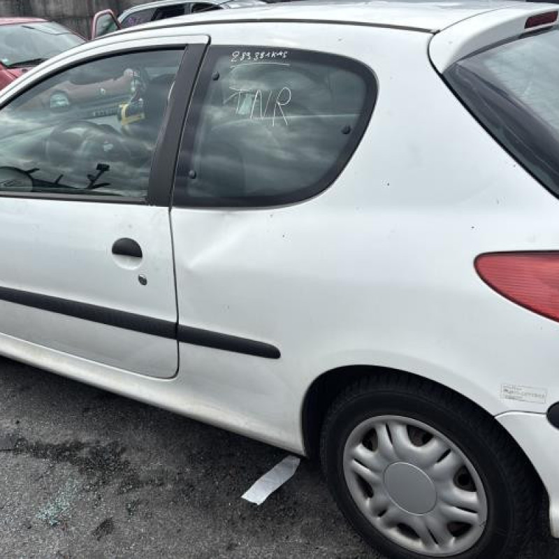 Boitier air bag PEUGEOT 206 Photo n°10