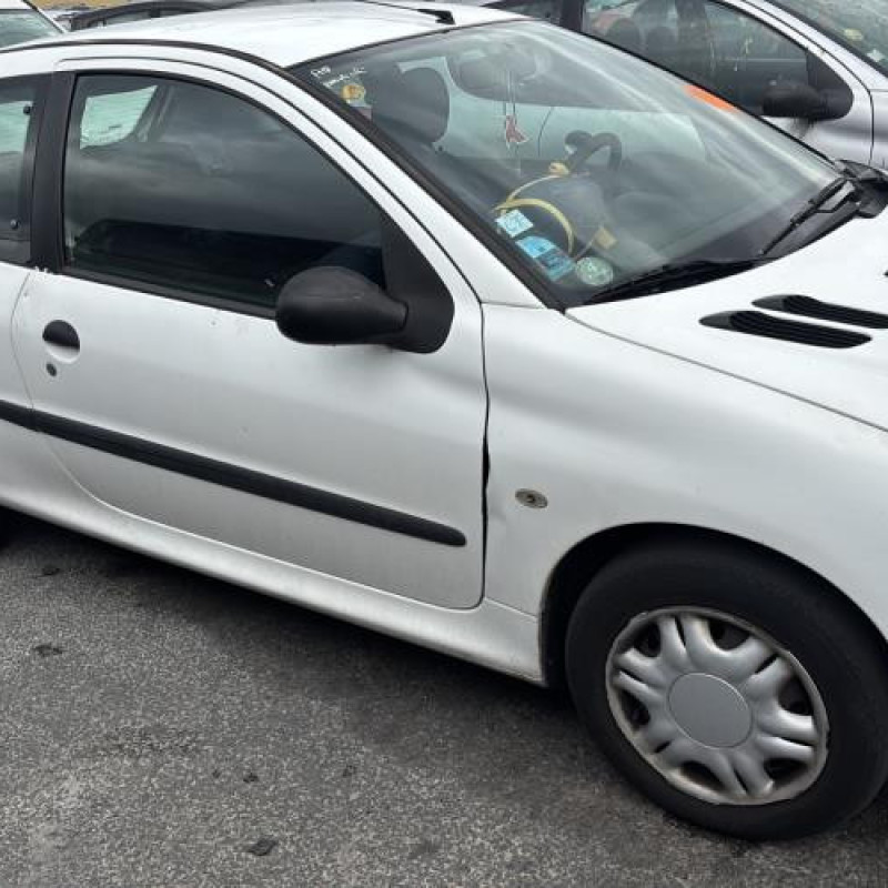 Boitier air bag PEUGEOT 206 Photo n°11