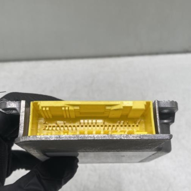 Boitier air bag VOLKSWAGEN POLO 4 Photo n°4