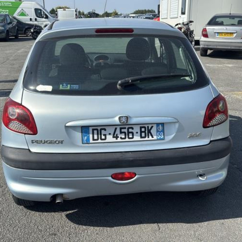 Boitier BSI PEUGEOT 206 Photo n°8