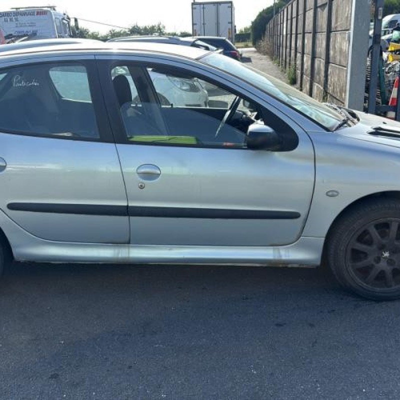 Boitier BSI PEUGEOT 206 Photo n°10